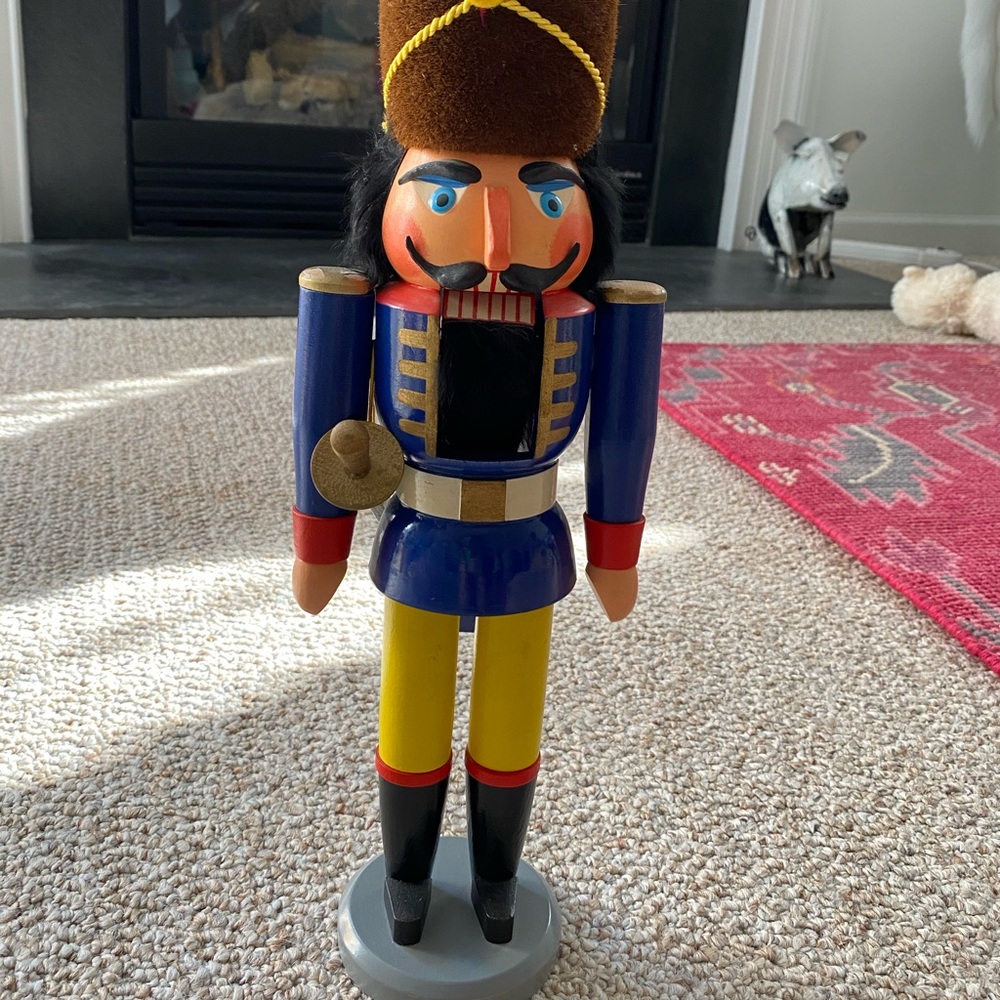 SOLD Vintage Erzgebirge German Pandur Nutcracker - Picture 2 of 12